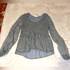 Cute sage green top